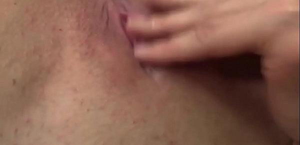  BF Has Magic Fingers! He Can Make Me Squirt In No Time!
